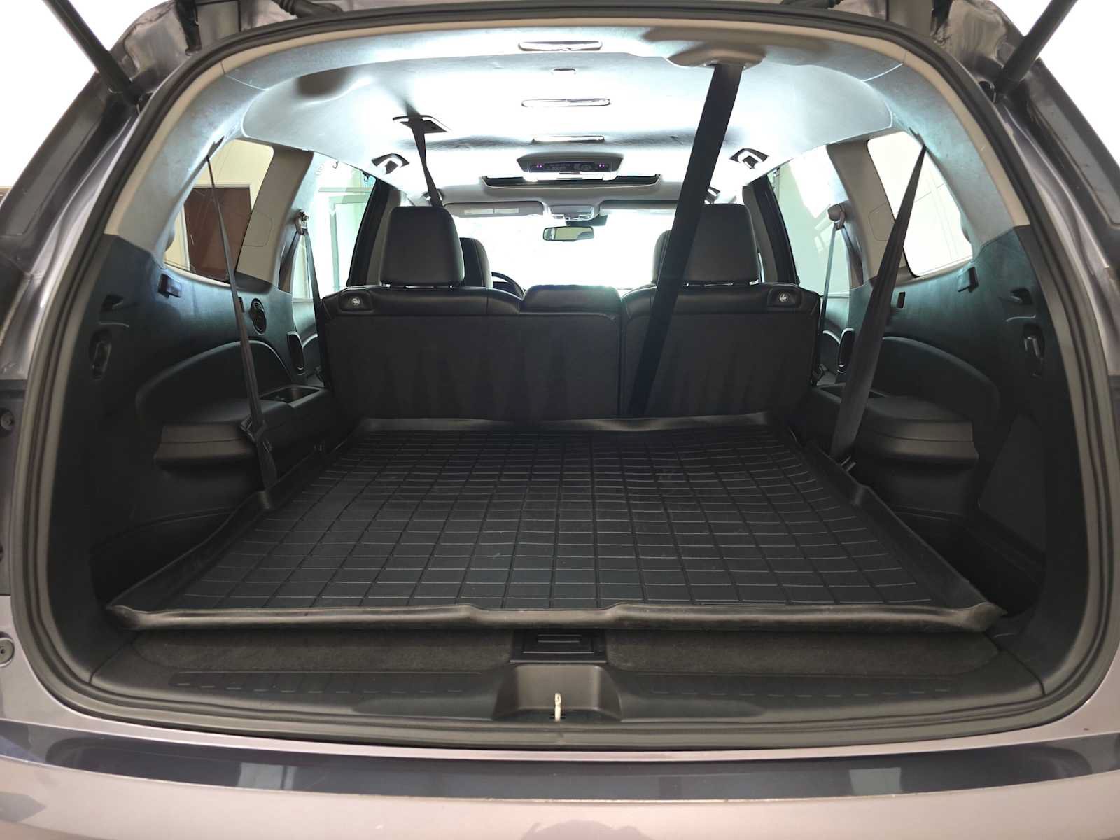 Used 2017 Honda Pilot Touring image 32