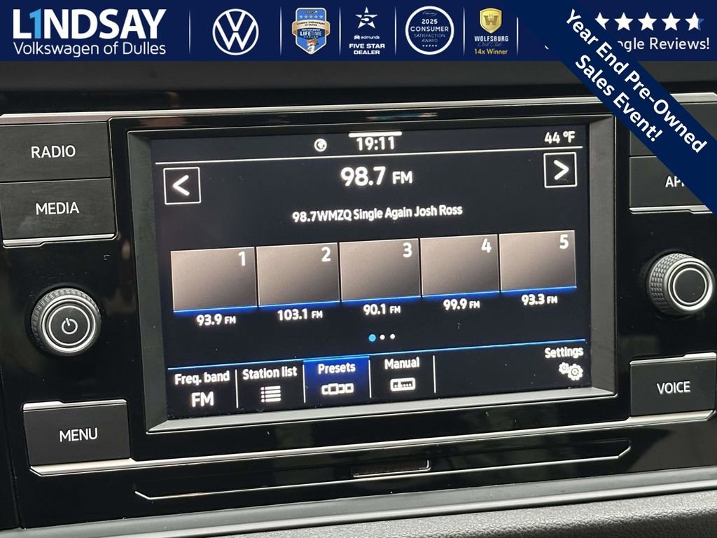 Used 2020 Volkswagen Jetta R-Line image 16