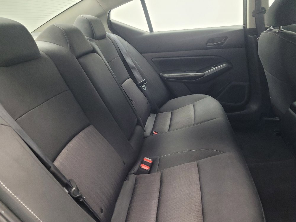 Used 2024 Nissan Altima 2.5 SV image 19
