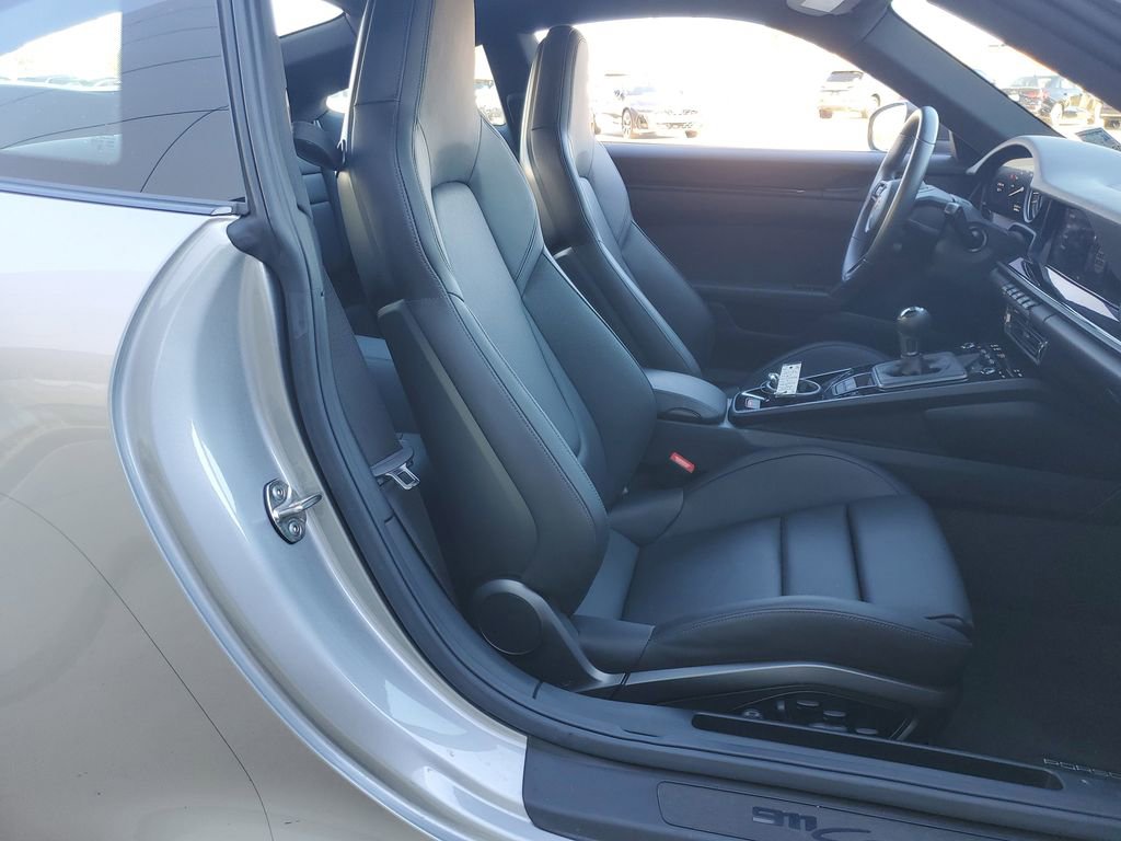 Certified 2023 Porsche 911 Carrera T image 17