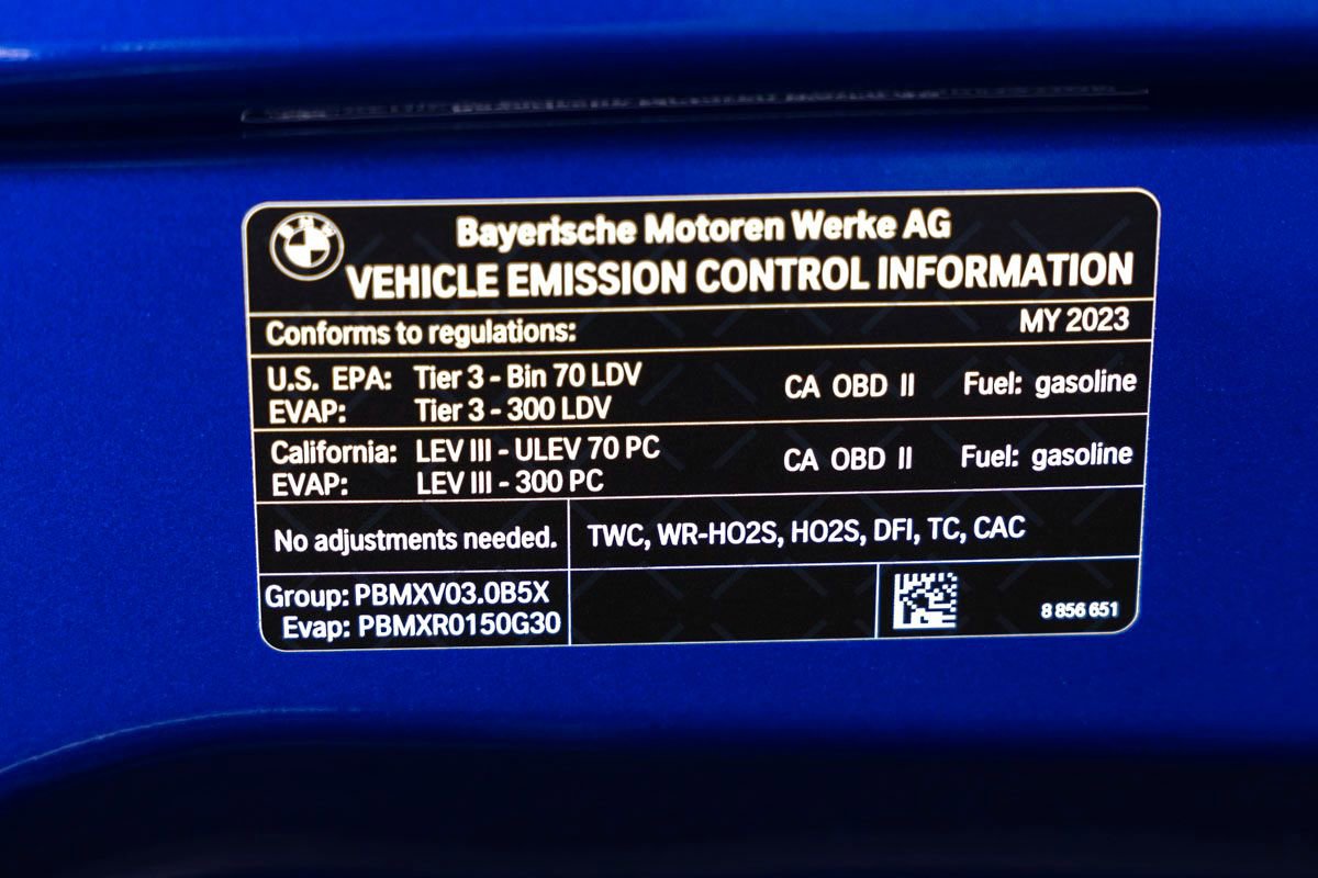 Certified 2023 BMW Z4 M40i w/ Premium Package image 32