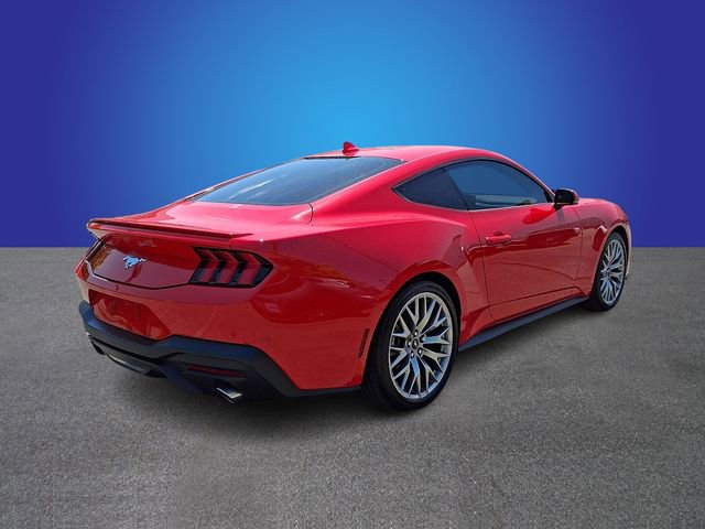 Used 2025 Ford Mustang Premium RWD image 5