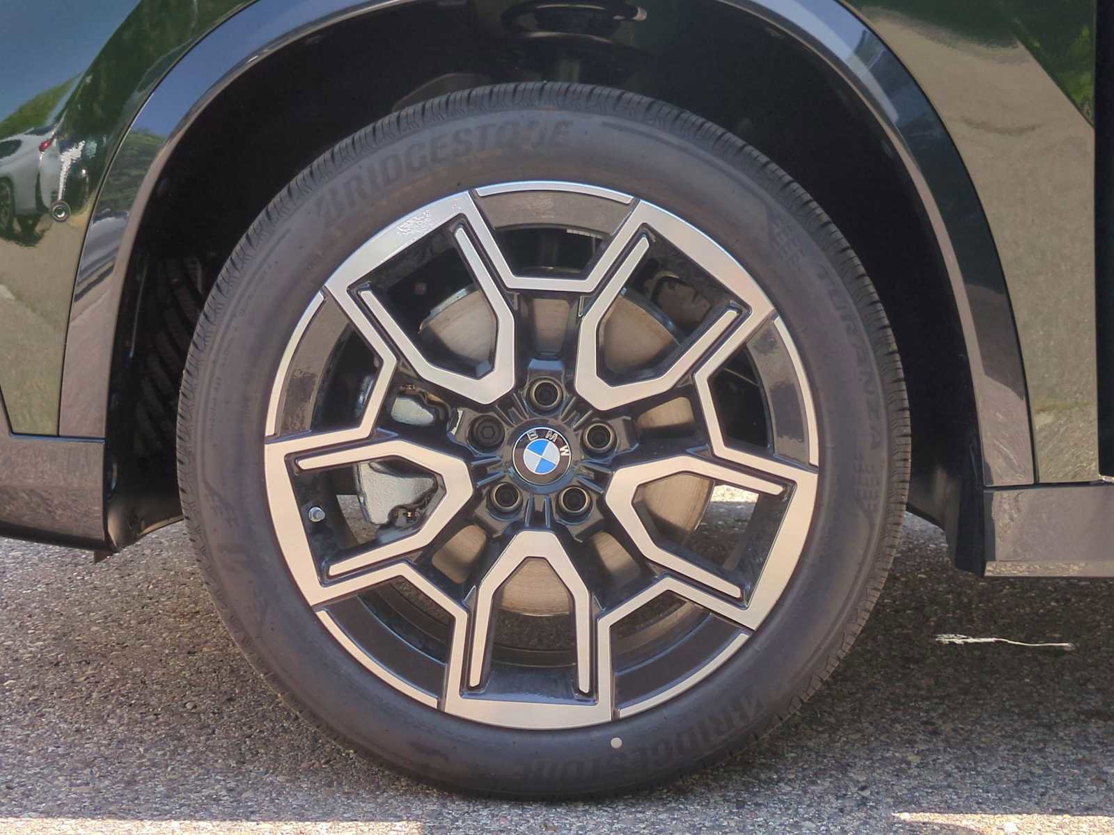 New 2025 BMW X1 xDrive28i w/ Technology Package image 14