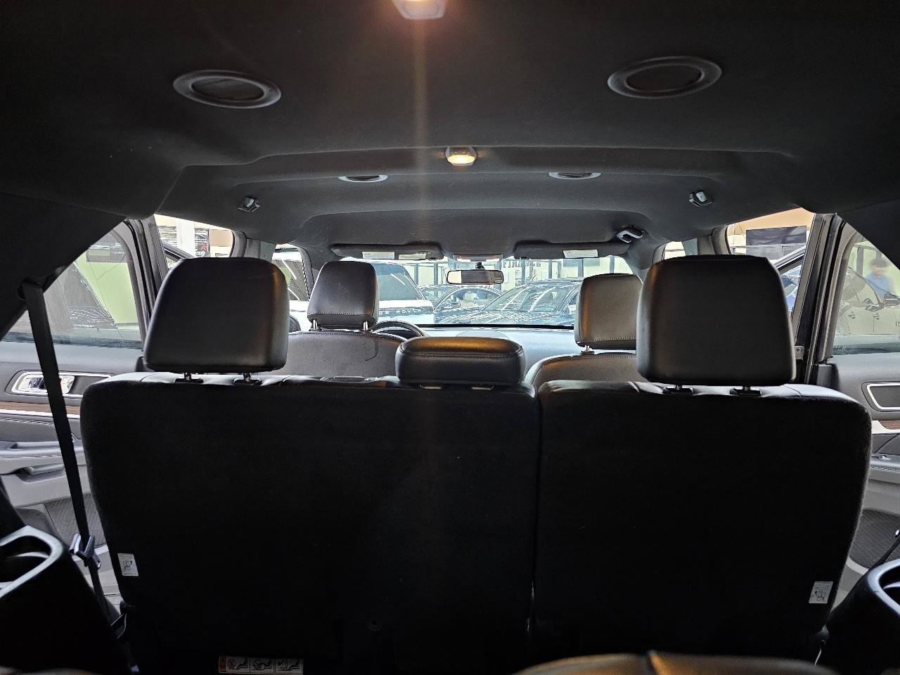 Used 2019 Ford Explorer Limited w/ Class III Trailer Tow Package FWD image 14