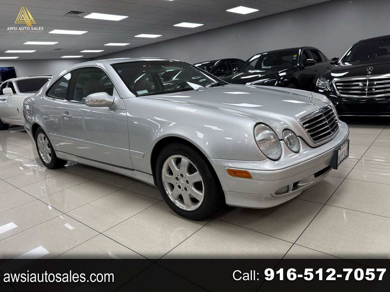 Used 2001 Mercedes-Benz CLK 320 Coupe image 1