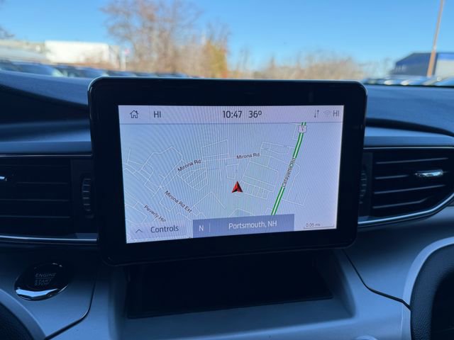 Used 2022 Ford Explorer XLT w/ Equipment Group 202A image 9