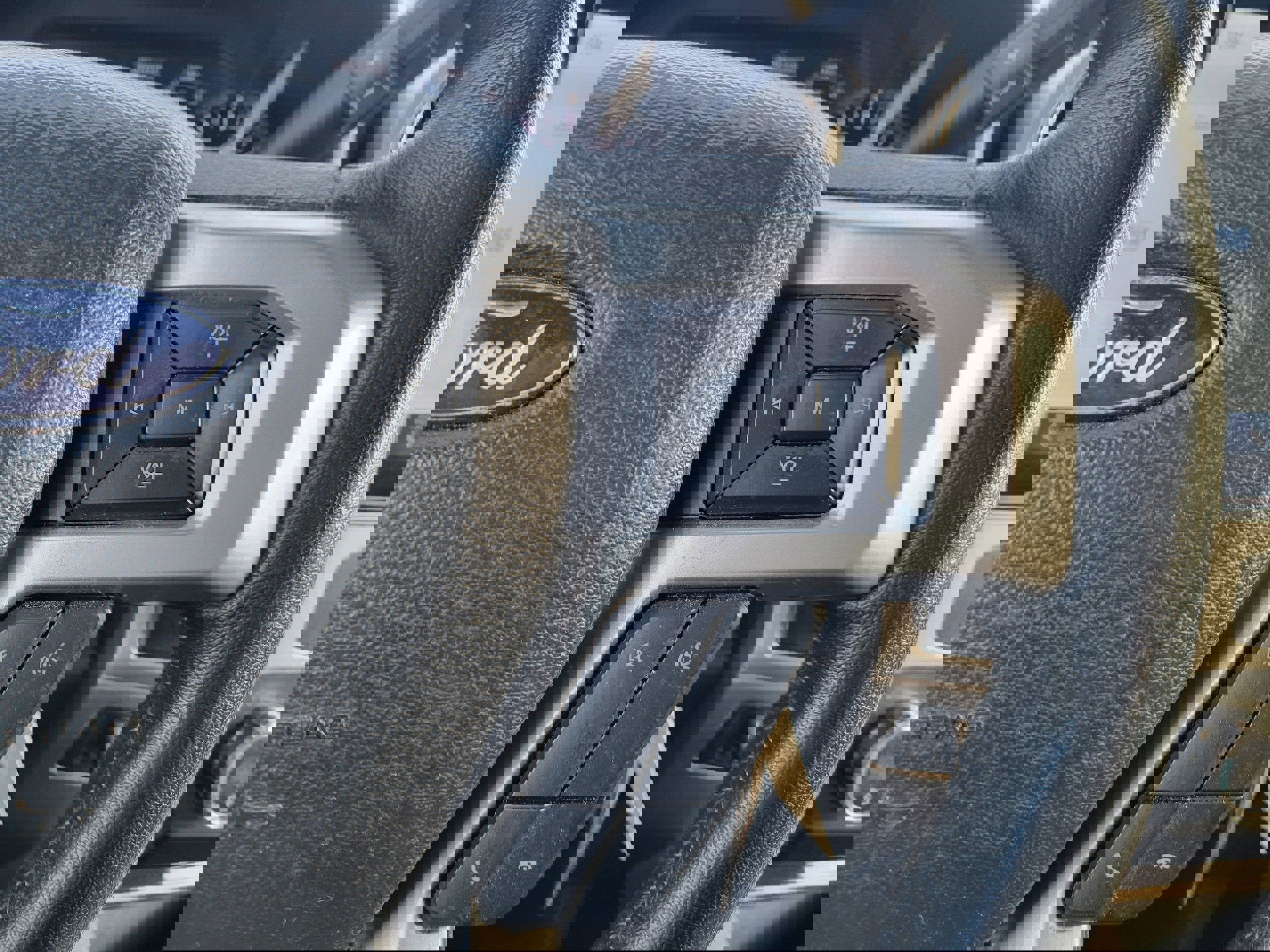 Used 2022 Ford F350 Lariat image 17