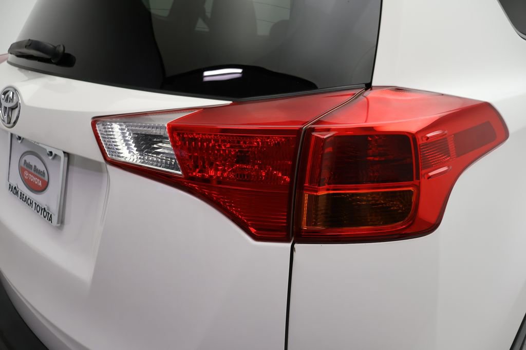 Certified 2015 Toyota RAV4 XLE image 9