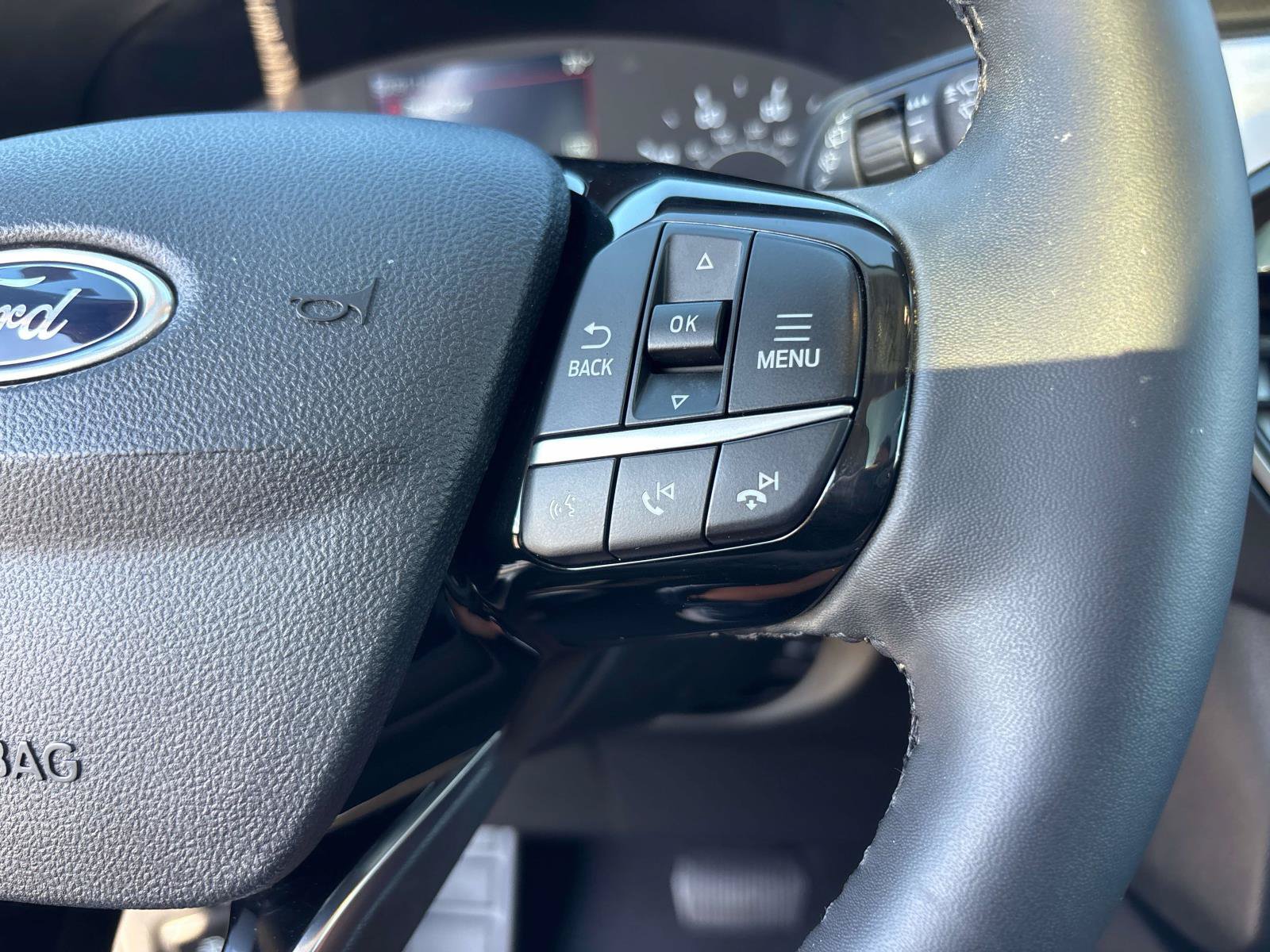 Used 2022 Ford Escape SEL AWD/4WD image 18