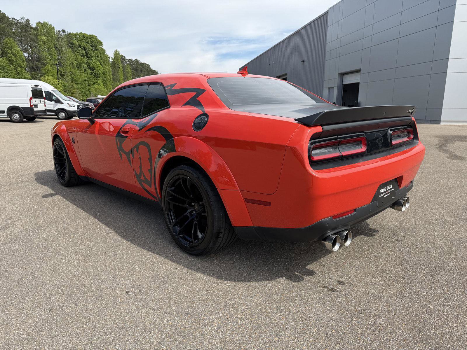 Used 2022 Dodge Challenger SRT Hellcat image 6