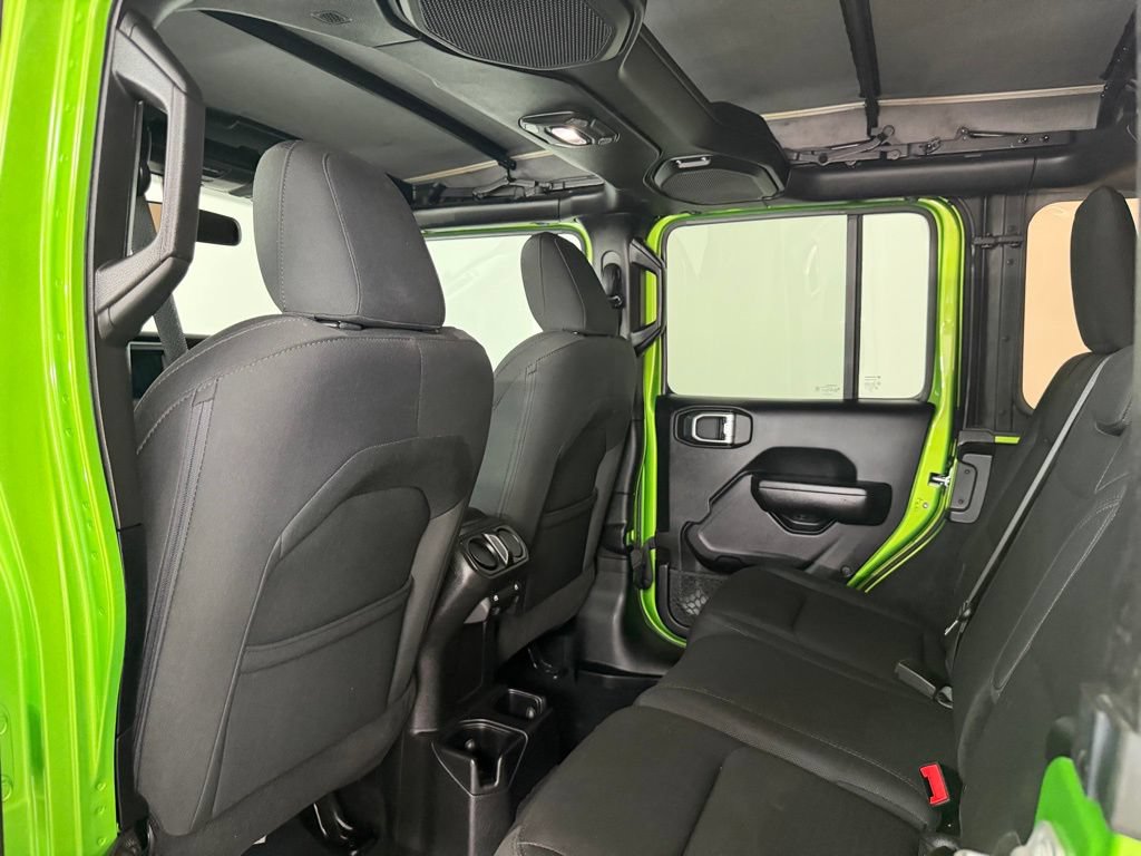 Used 2018 Jeep Wrangler Unlimited Sport S AWD/4WD image 35