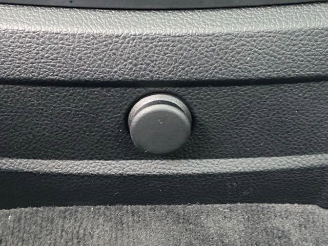 Used 2019 BMW 330i Gran Turismo xDrive w/ M Sport Package image 23