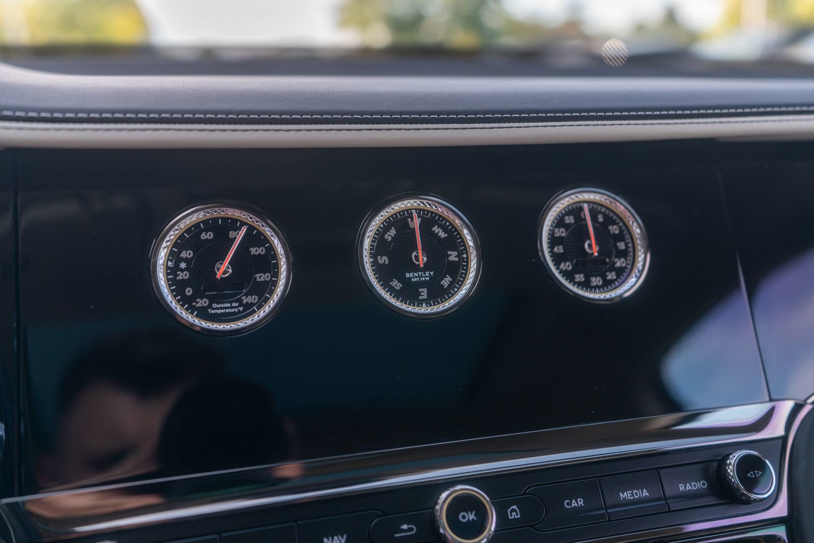 New 2026 Bentley Flying Spur Plug-In Hybrid image 29