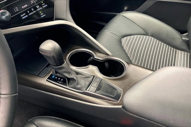 Used 2024 Toyota Camry SE image 17