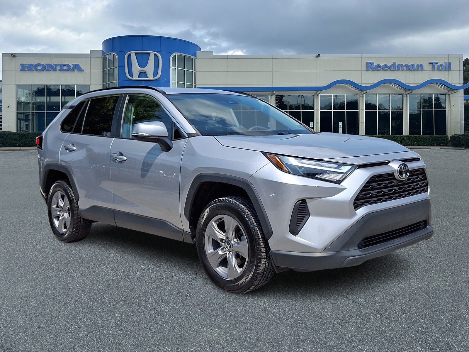 Used 2022 Toyota RAV4 XLE
