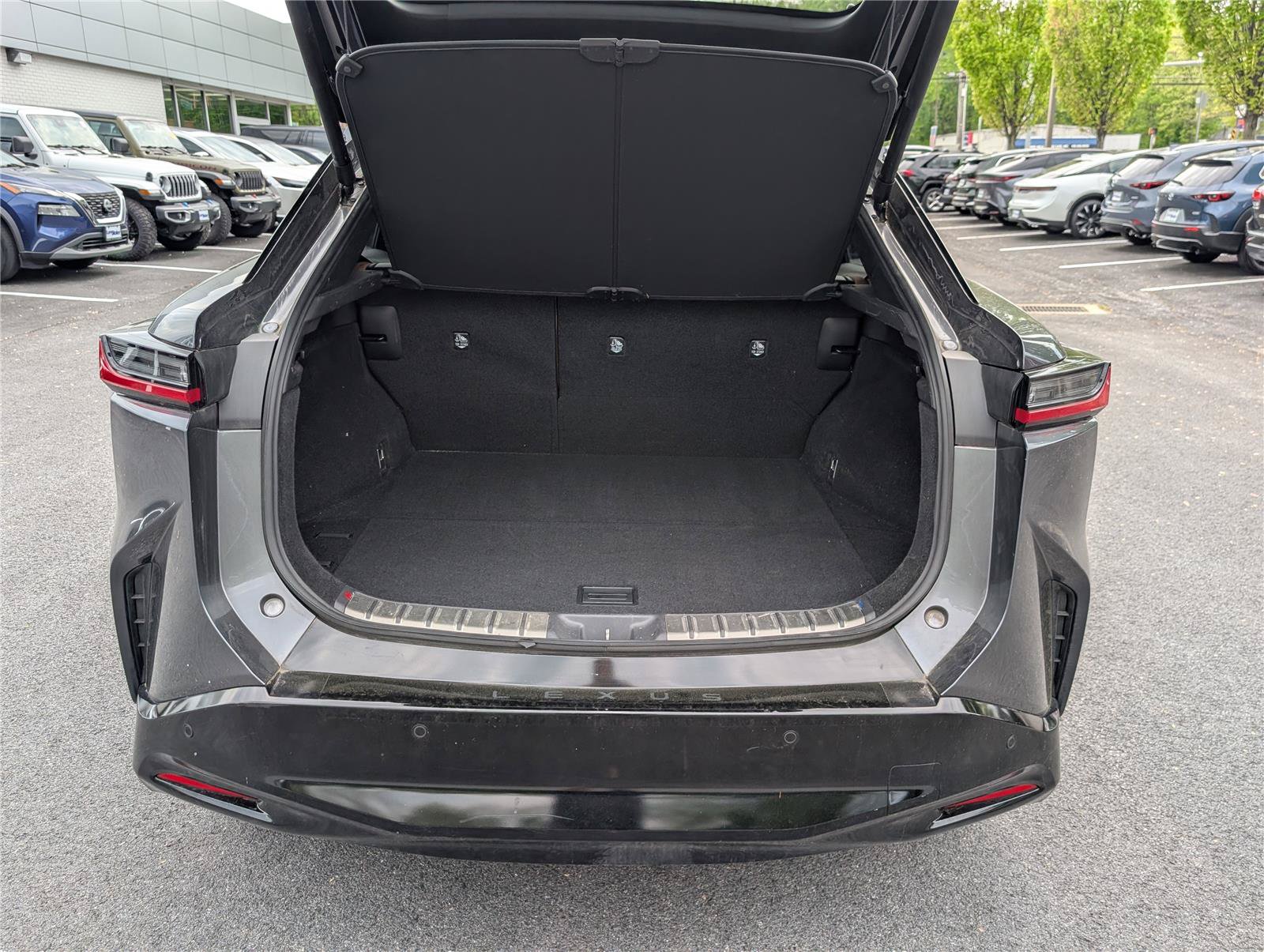 Certified 2023 Lexus RZ 450e Premium w/ Technology Package AWD/4WD image 13