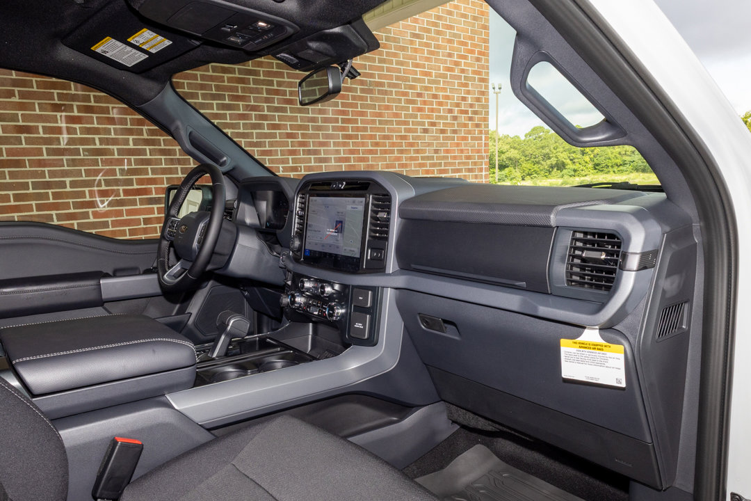 New 2025 Ford F150 XLT w/ Equipment Group 302A MID image 23