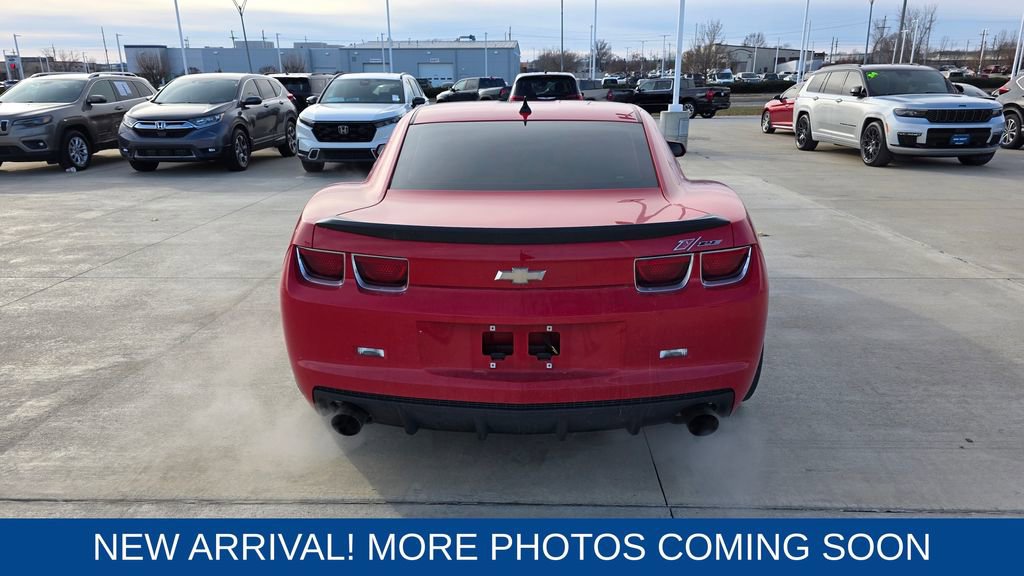 Used 2013 Chevrolet Camaro SS w/ SS Performance Package image 4