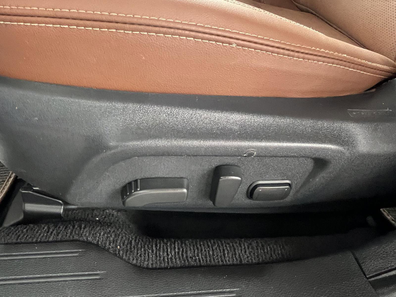 Used 2018 Subaru Outback 2.5i Touring AWD/4WD image 18