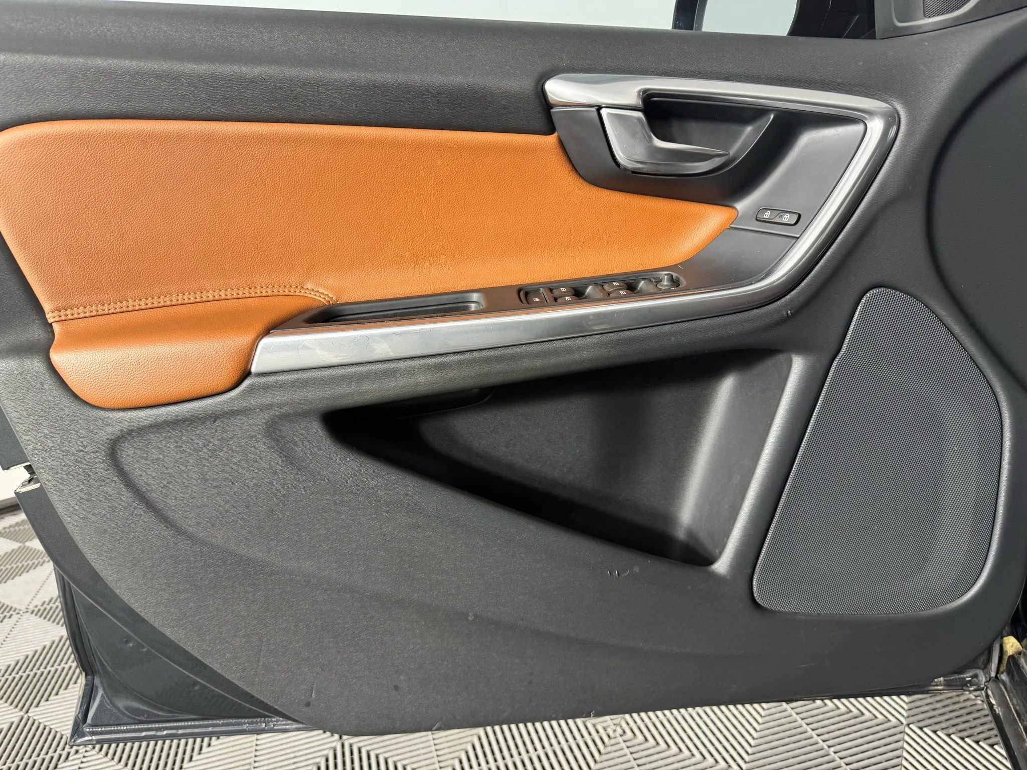 Used 2015 Volvo S60 T5 Premier image 39