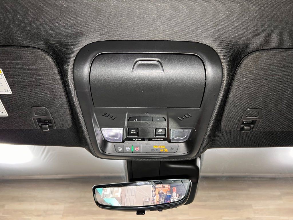 Used 2023 Cadillac XT4 Sport AWD/4WD image 18