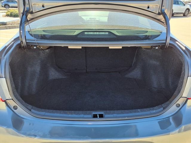 Used 2013 Toyota Corolla LE image 20