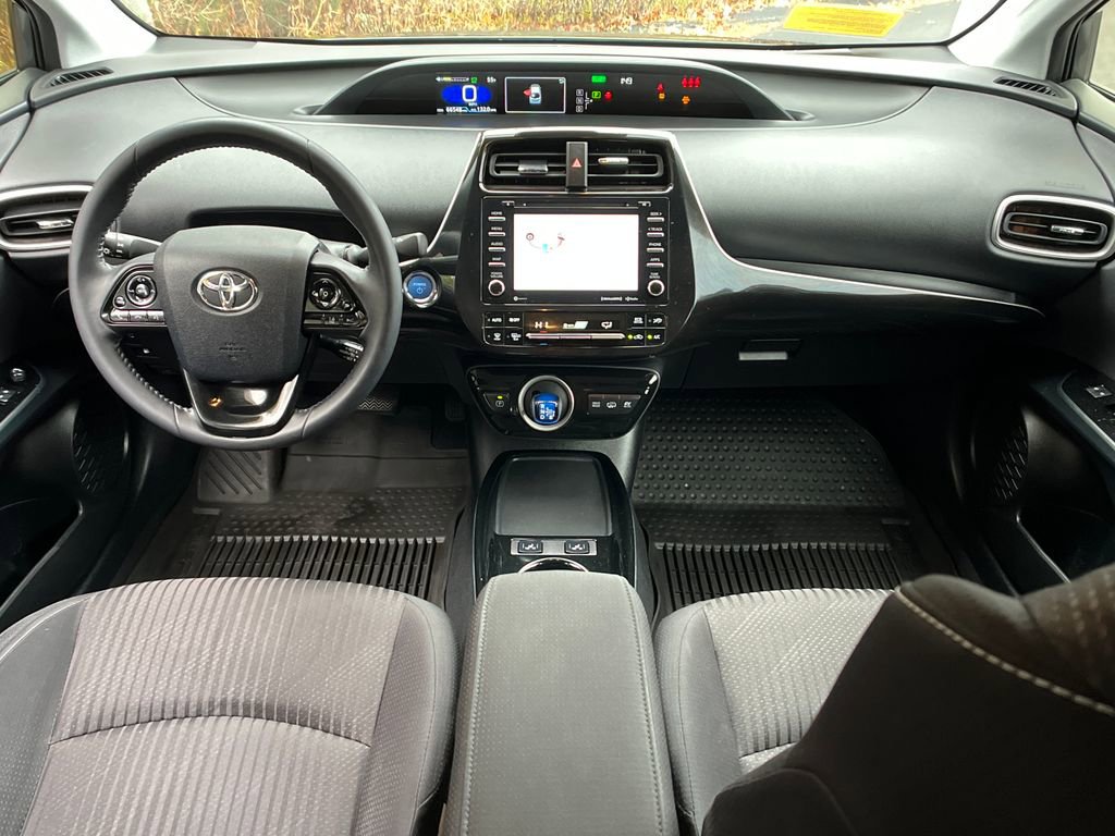 Used 2022 Toyota Prius Prime LE image 13