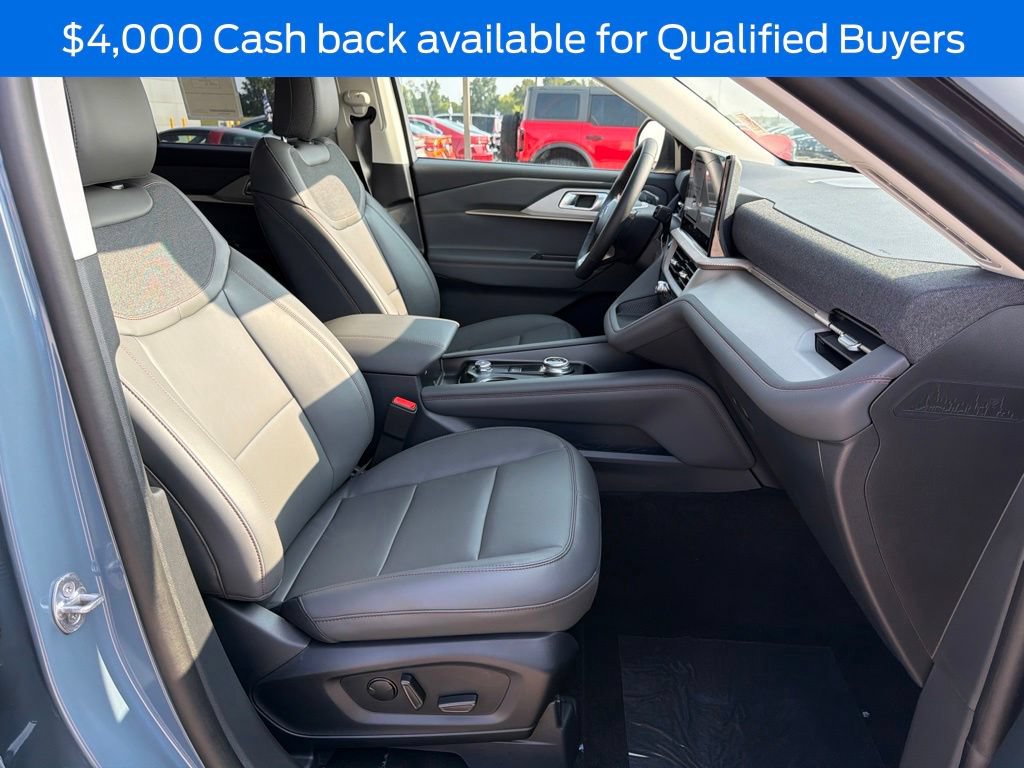New 2026 Ford Explorer Active w/ Active Comfort Package AWD/4WD image 18