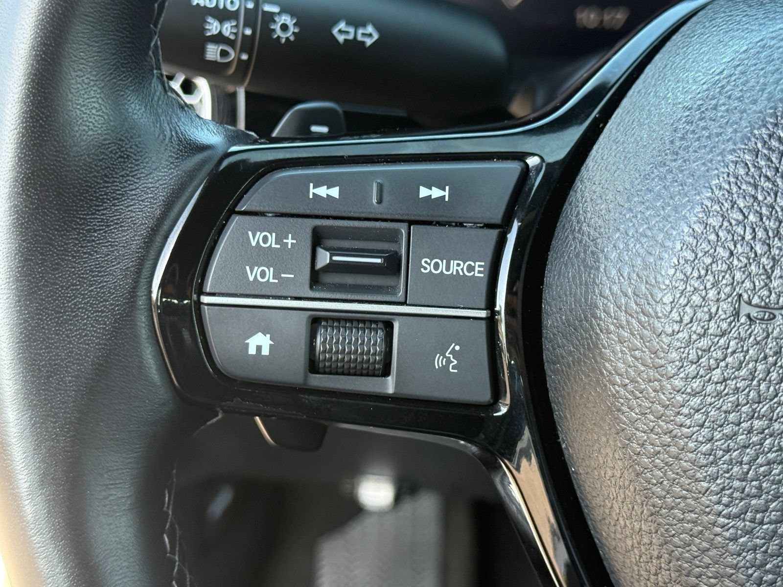 Certified 2024 Honda Civic Sport image 17