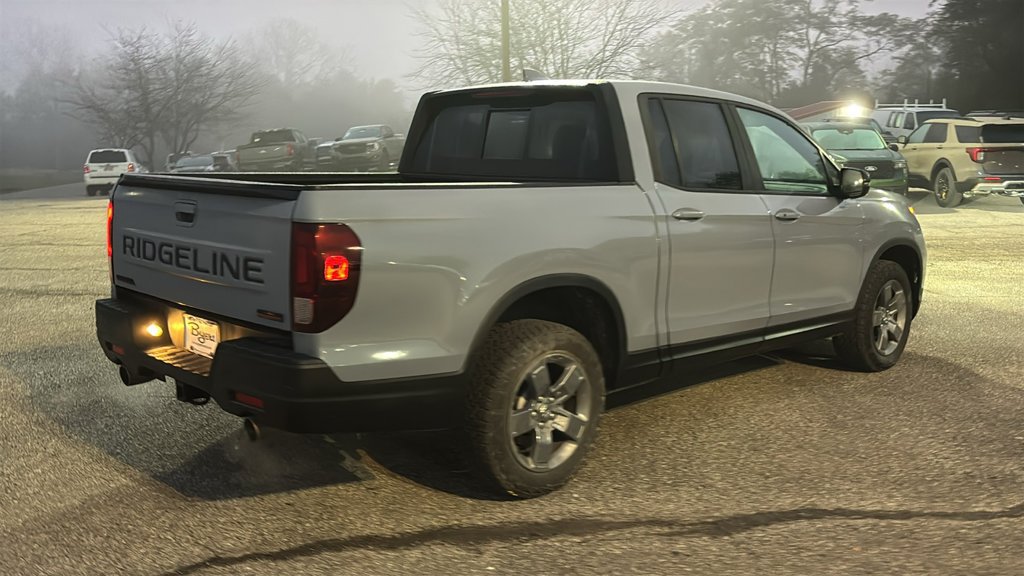 Used 2025 Honda Ridgeline TrailSport image 29