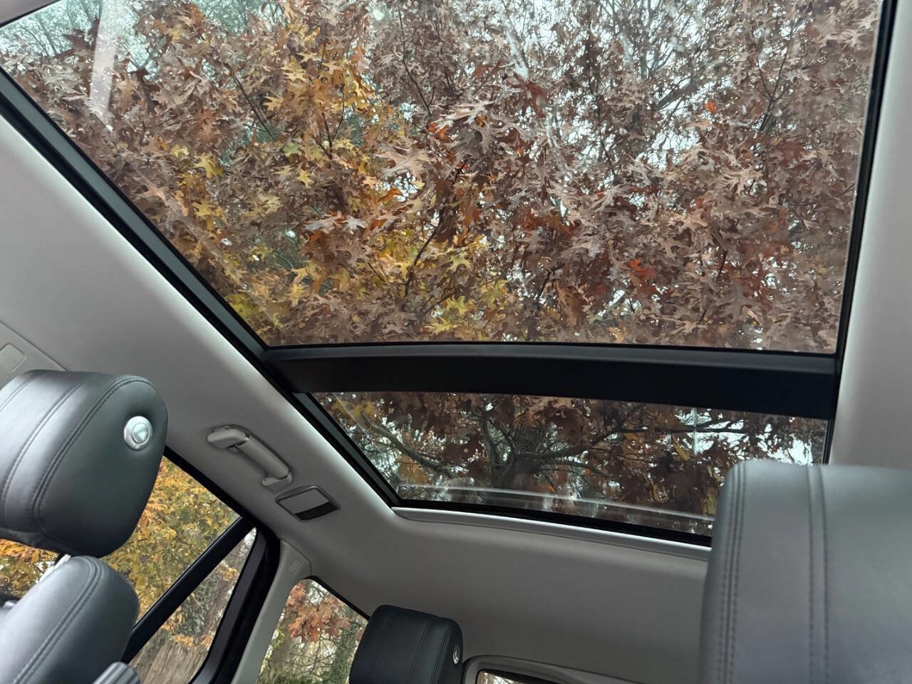 Used 2017 Land Rover Range Rover Supercharged image 14