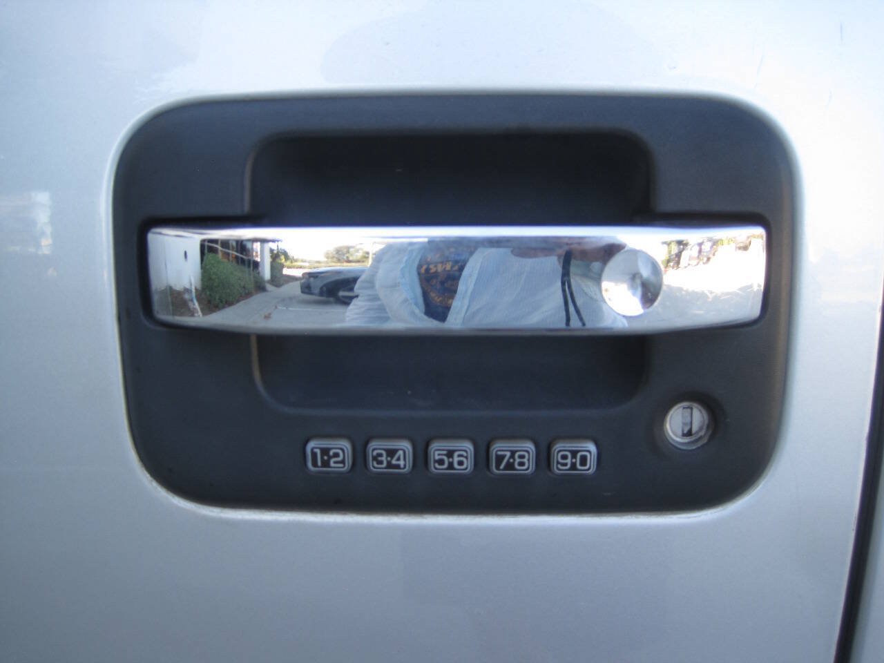 Used 2013 Ford F150 XLT w/ Luxury Equipment Group AWD/4WD image 37