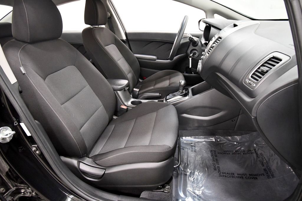 Certified 2017 Kia Forte LX FWD image 16