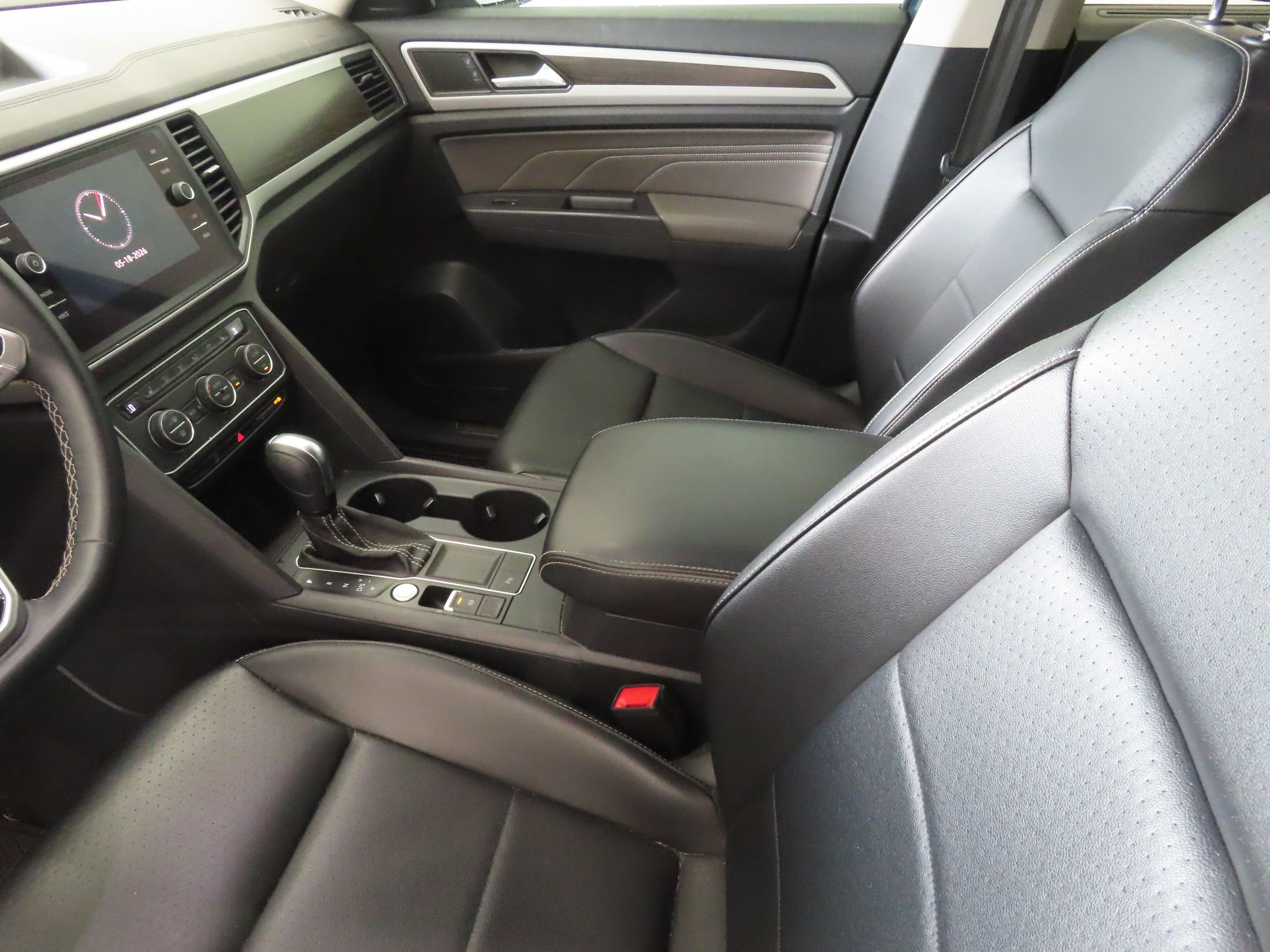 Used 2021 Volkswagen Atlas SE FWD image 19