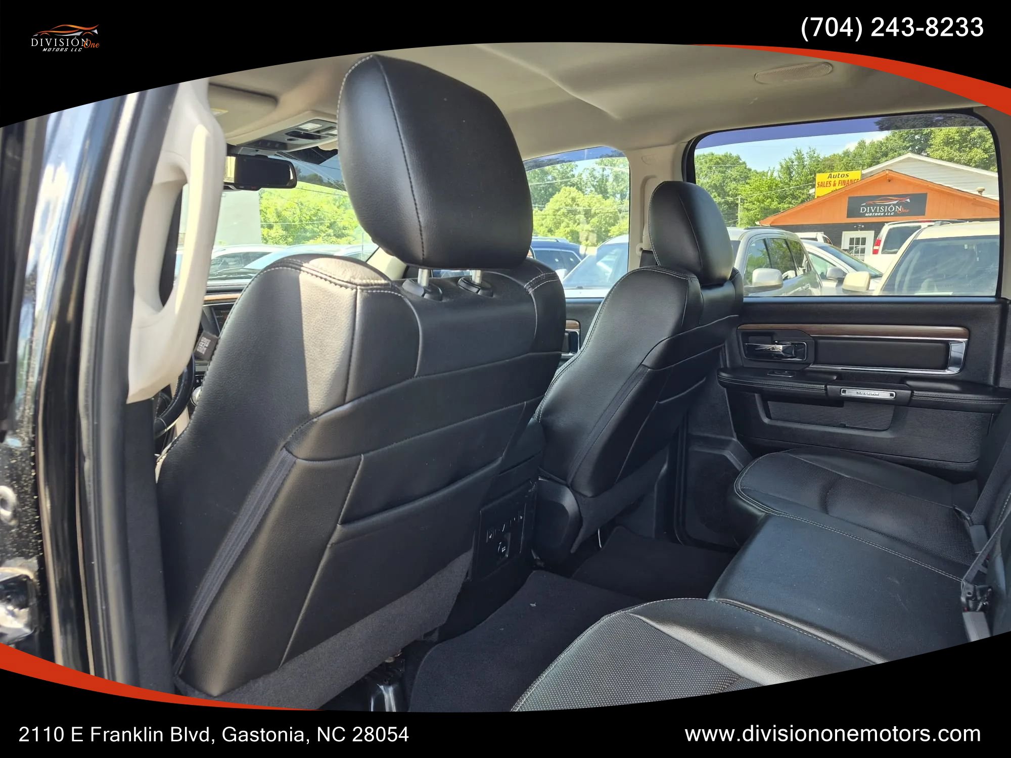 Used 2014 RAM 1500 Laramie w/ Convenience Group AWD/4WD image 11