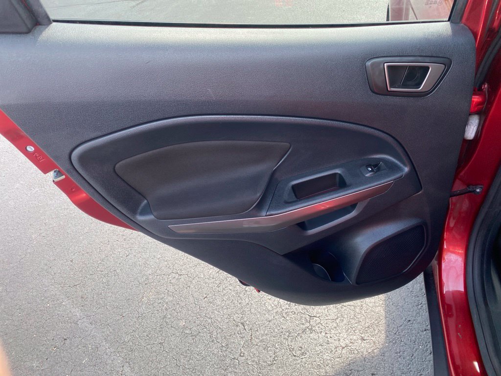 Used 2020 Ford EcoSport SE FWD image 44