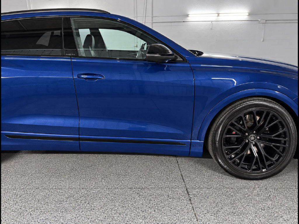Used 2024 Audi SQ8 Premium Plus AWD/4WD image 7