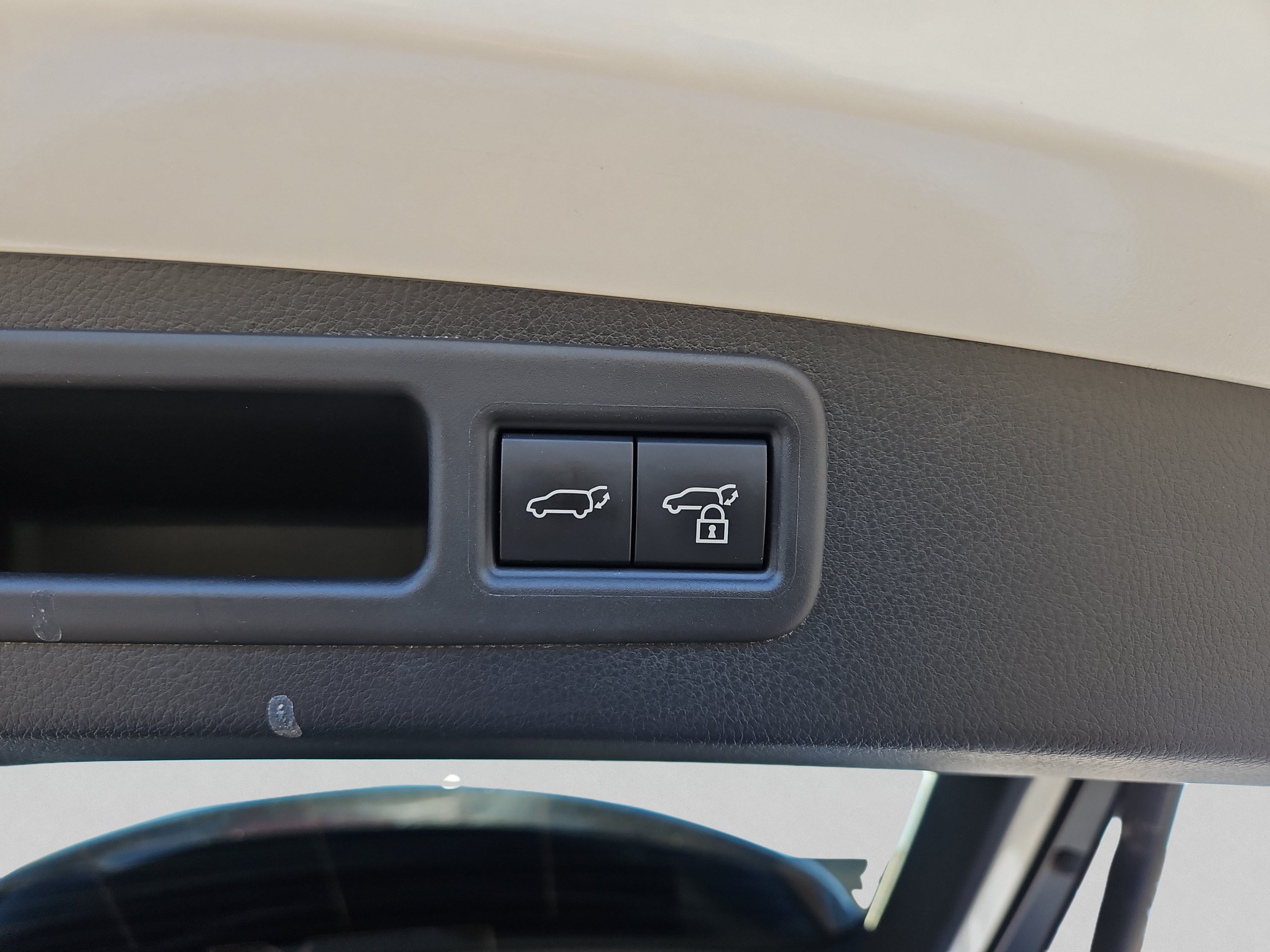 Used 2024 Lexus RX 350 Premium w/ Accessory Package (Z1) AWD/4WD image 17