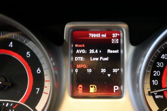 Used 2015 Dodge Journey SE image 24