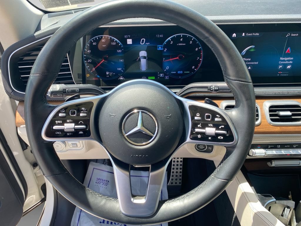 Used 2022 Mercedes-Benz GLS 450 4MATIC image 21