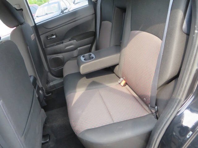 Used 2018 Mitsubishi Outlander Sport ES AWD/4WD image 27
