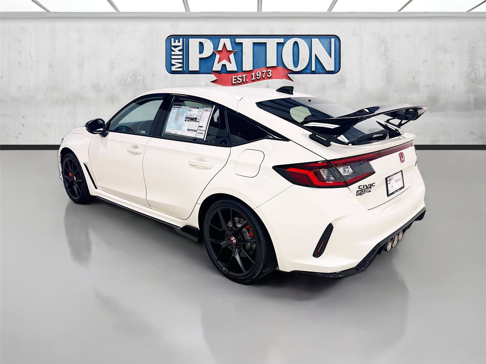 Used 2025 Honda Civic Type R image 5