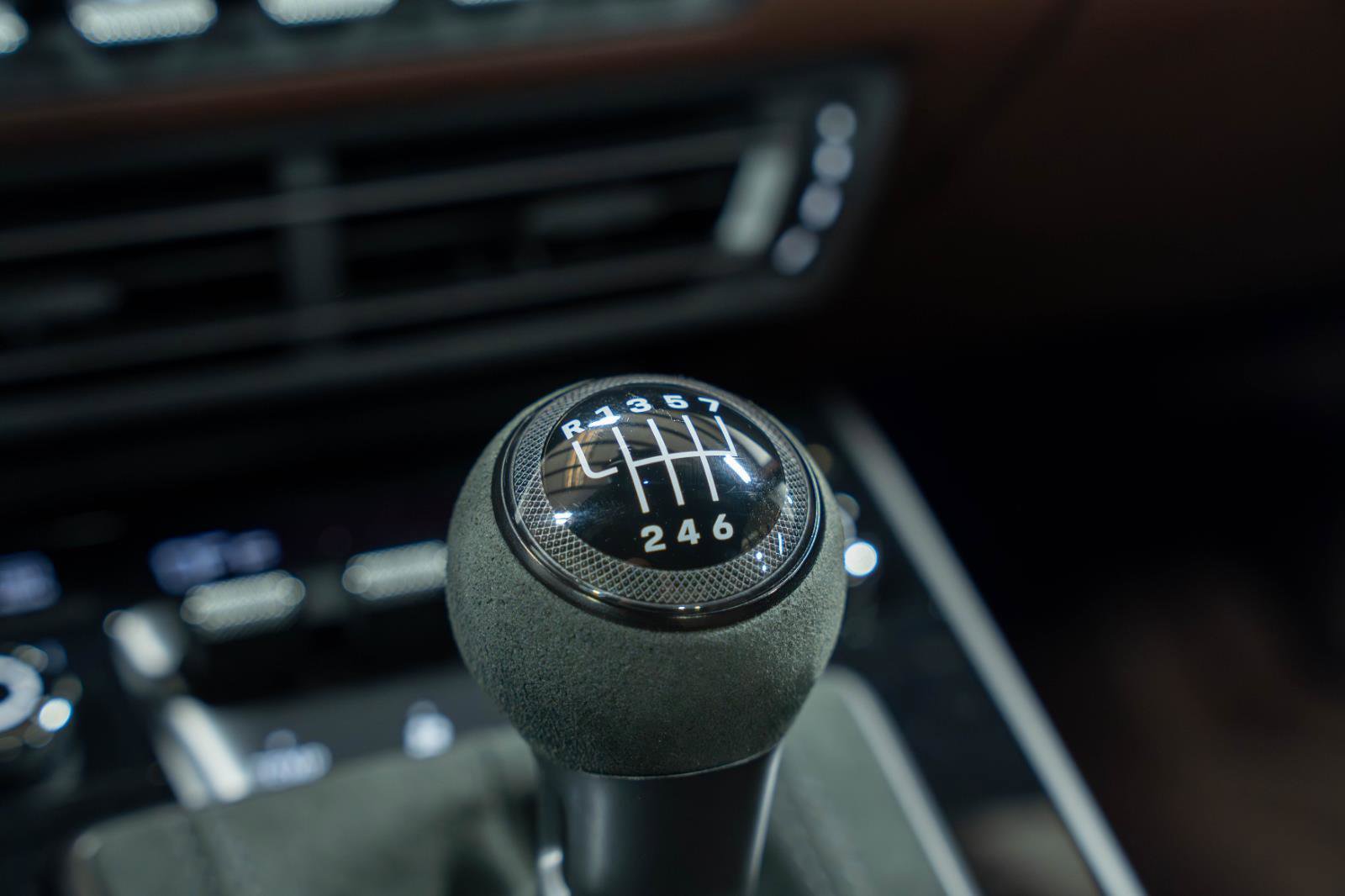 Used 2024 Porsche 911 Carrera 4S image 2