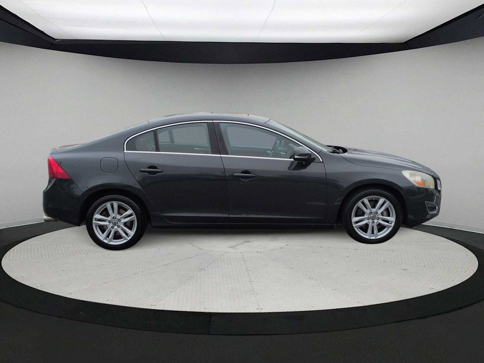 Used 2013 Volvo S60 T5 image 9