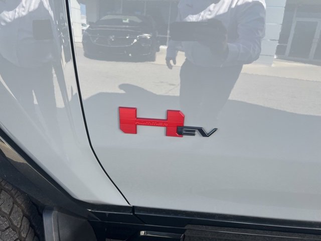 New 2025 GMC Hummer EV 3X w/ LPO, Sport Package image 6