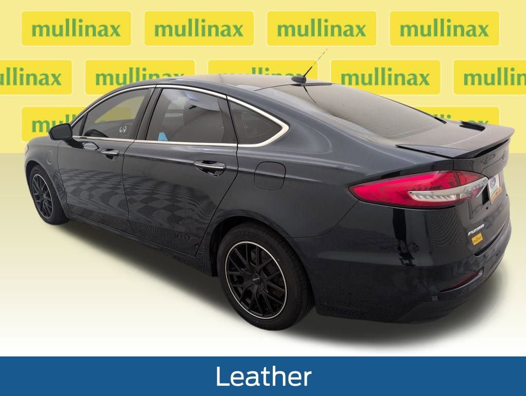 Used 2020 Ford Fusion Energi Titanium image 9