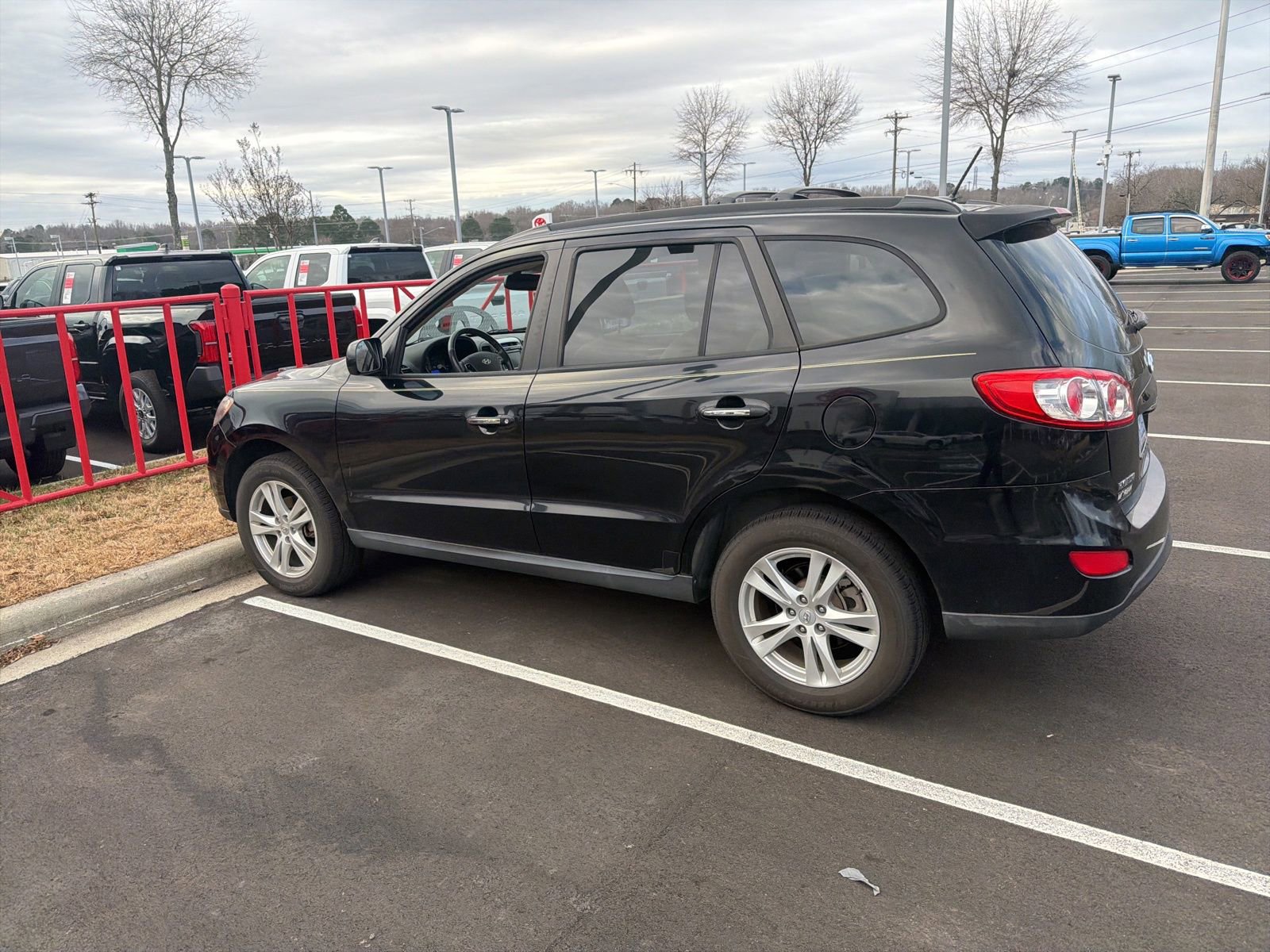 Used 2010 Hyundai Santa Fe Limited w/ Navigation Pkg 4 image 13