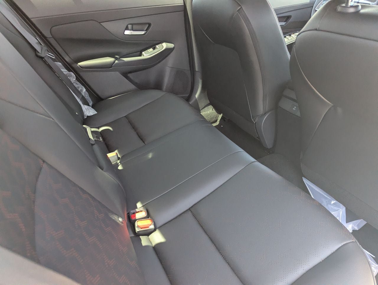 New 2026 Nissan Sentra SR w/ SR Premium Package FWD image 26
