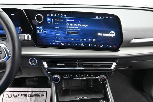 Used 2025 Chevrolet Traverse LT AWD/4WD image 21