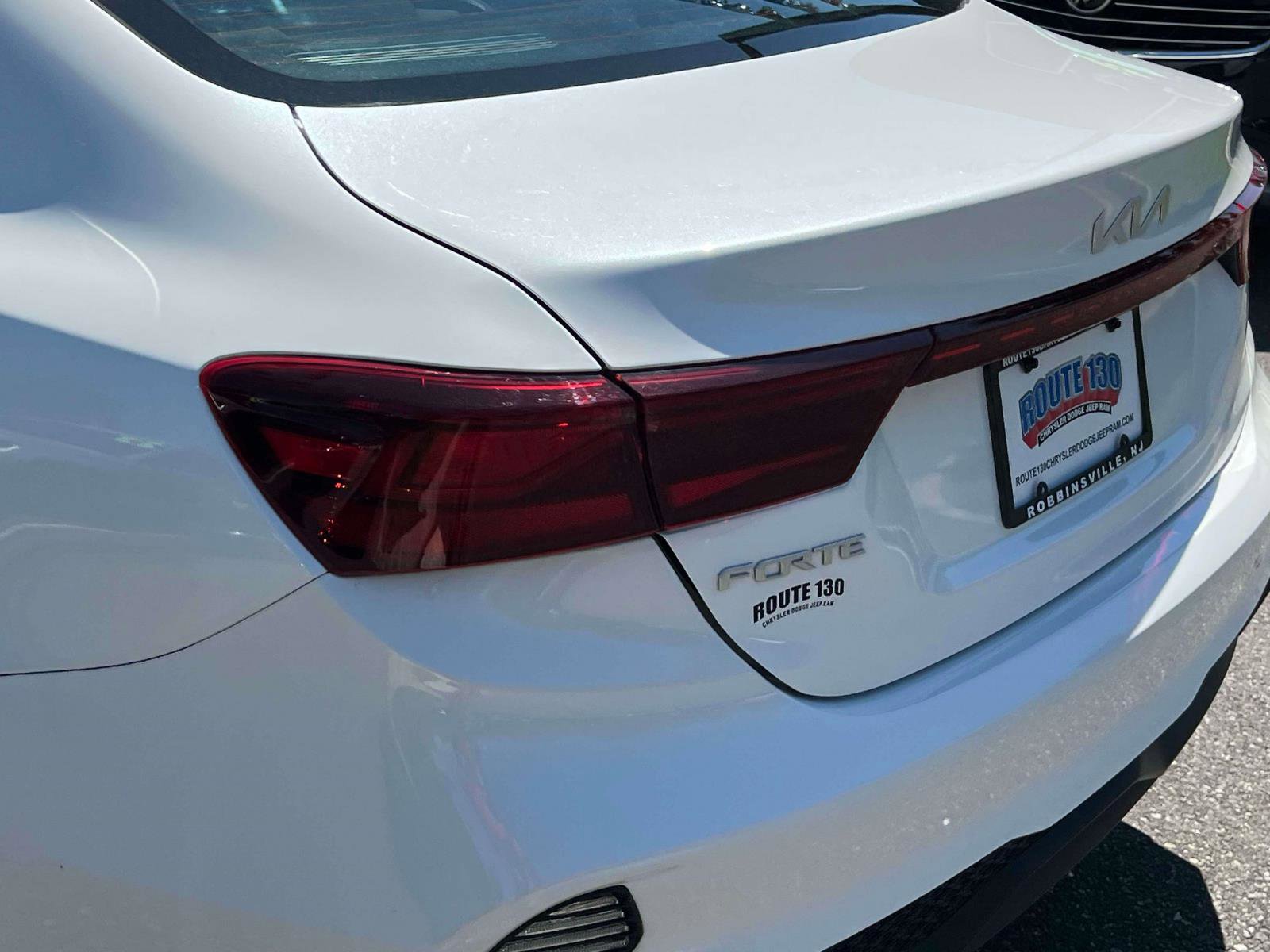 Used 2023 Kia Forte LXS w/ LXS Technology Package FWD image 8